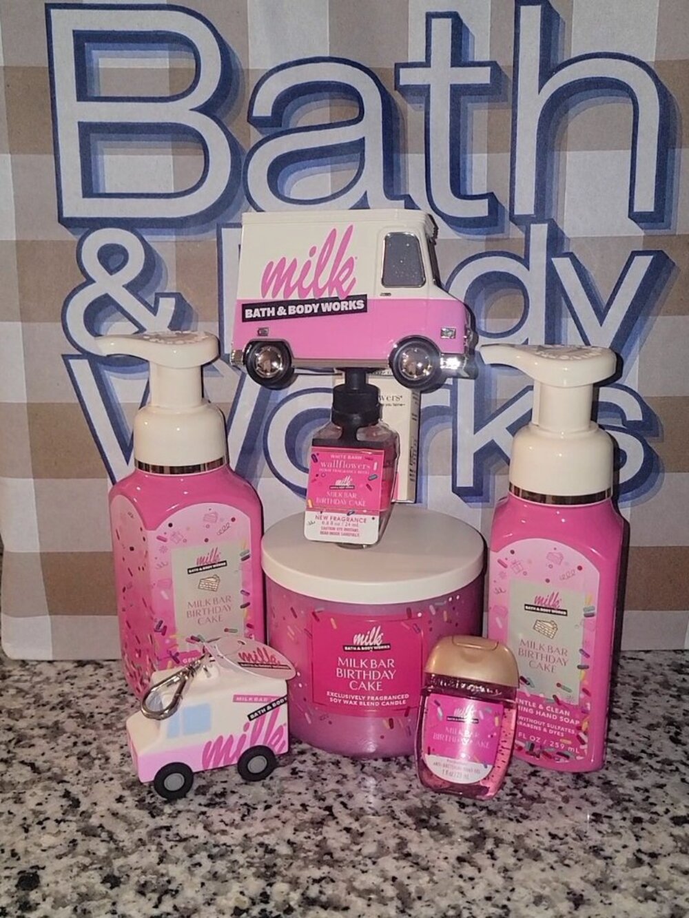 🎉 NEW 8PC LIMITED EDITION BATH & BODY WORKS MILK BAR BIRTHDAY CAKE GIFT SET